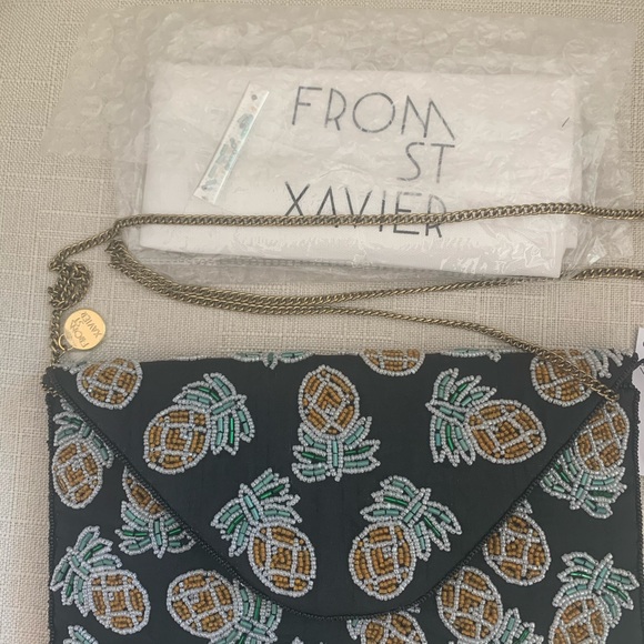 NWT- FROM ST. XAVIER TROPICAL Pineapple Clutch - Picture 5 of 6